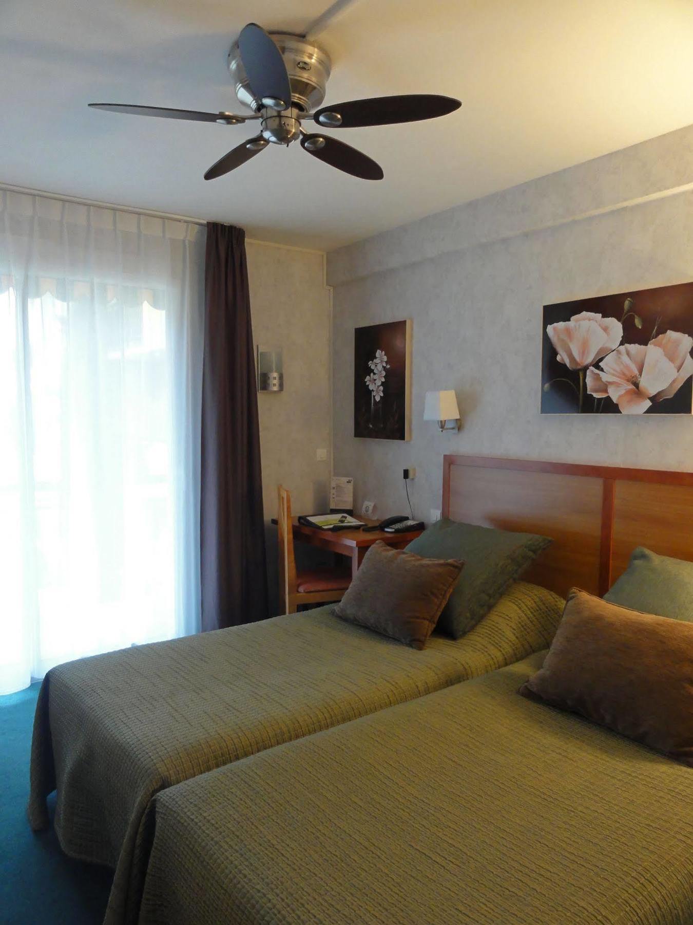 Hotel Princess Vernet-les-Bains Bagian luar foto