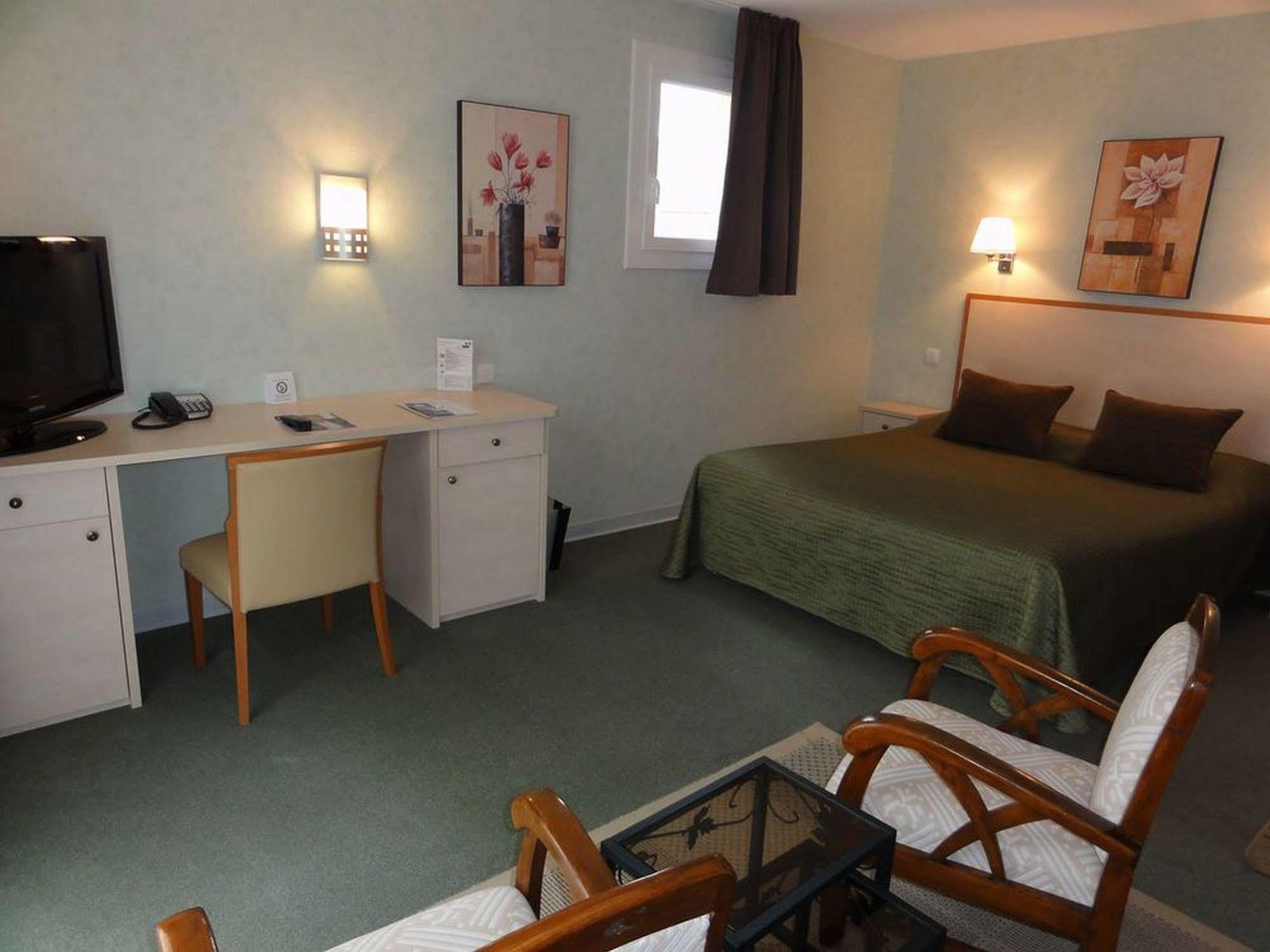 Hotel Princess Vernet-les-Bains Bagian luar foto